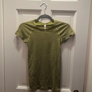 Lululemon Swiftly Tech